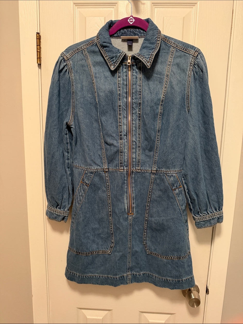 Universal thread, size small, jean dress with pockets